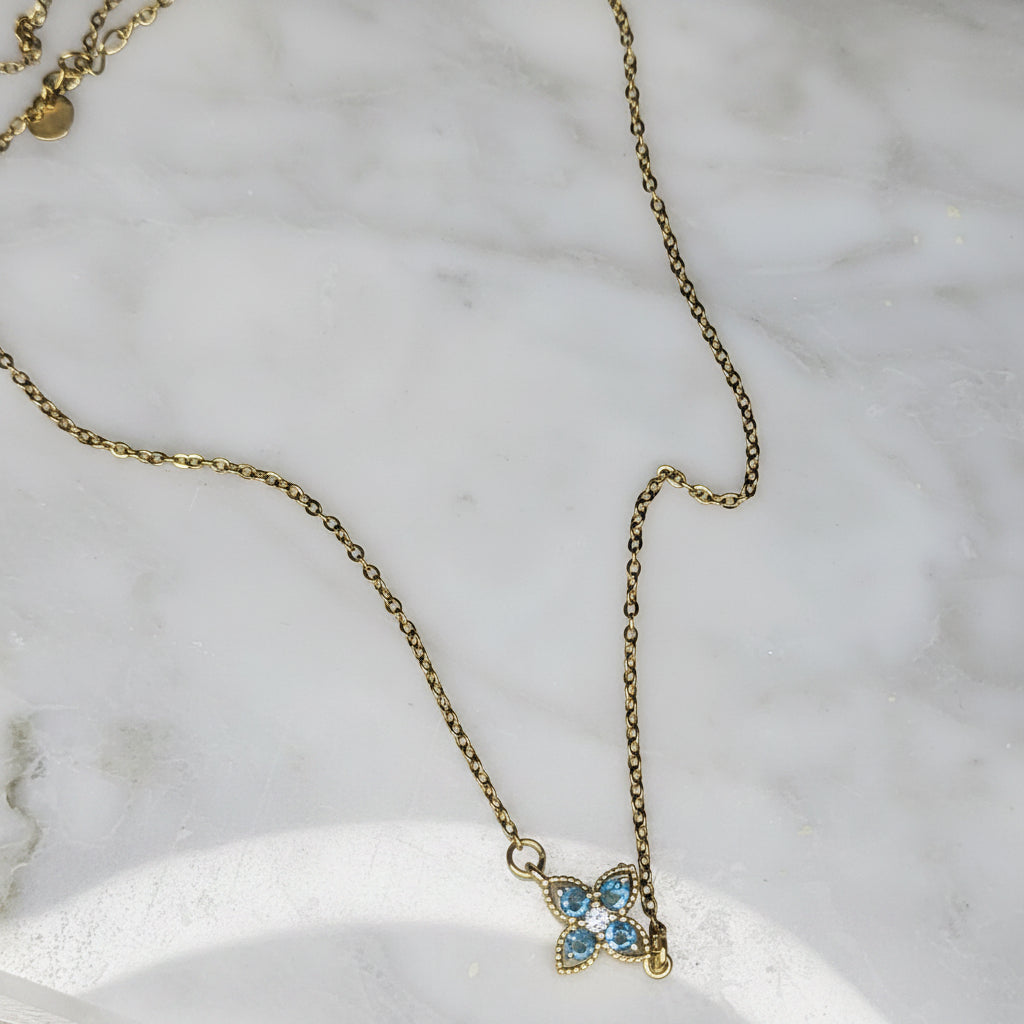 Blüten Collier Gold